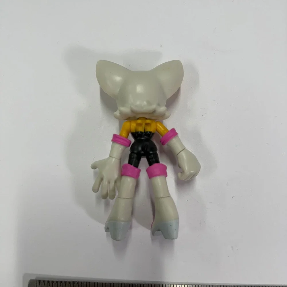 Jazwares Sonic the Hedgehog Rouge the Bat 3 Inch Action Figure Sega Toy